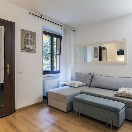 Cozy & Comfy Apt In Navigli Area Milan Exterior photo