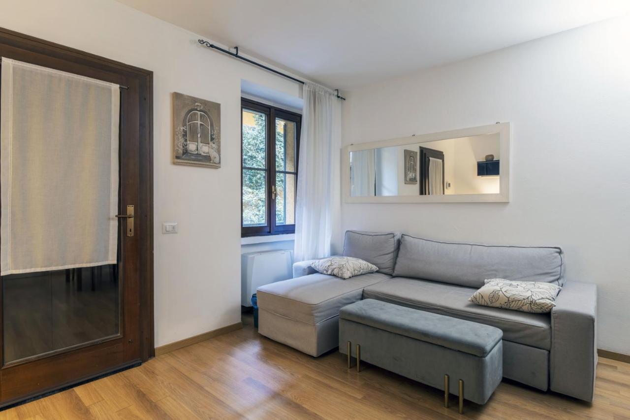 Cozy & Comfy Apt In Navigli Area Milan Exterior photo