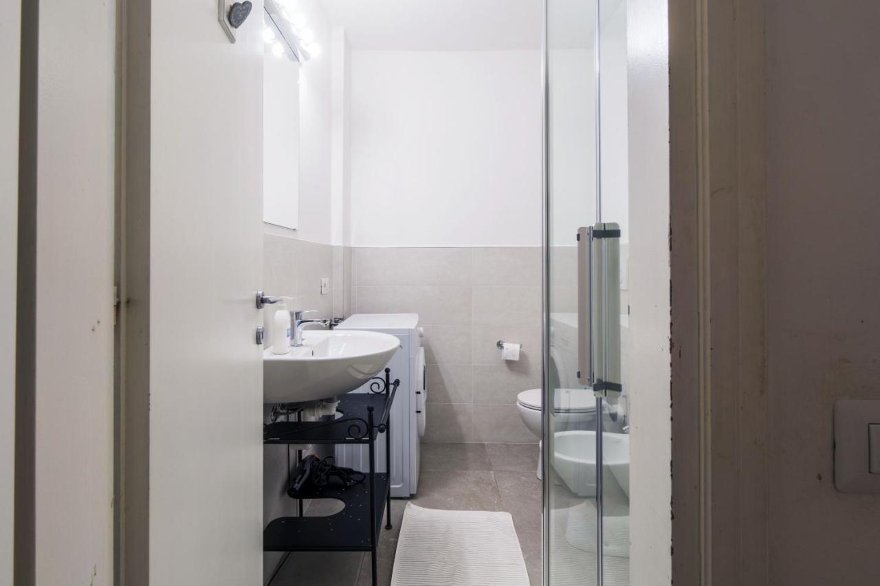 Cozy & Comfy Apt In Navigli Area Milan Exterior photo