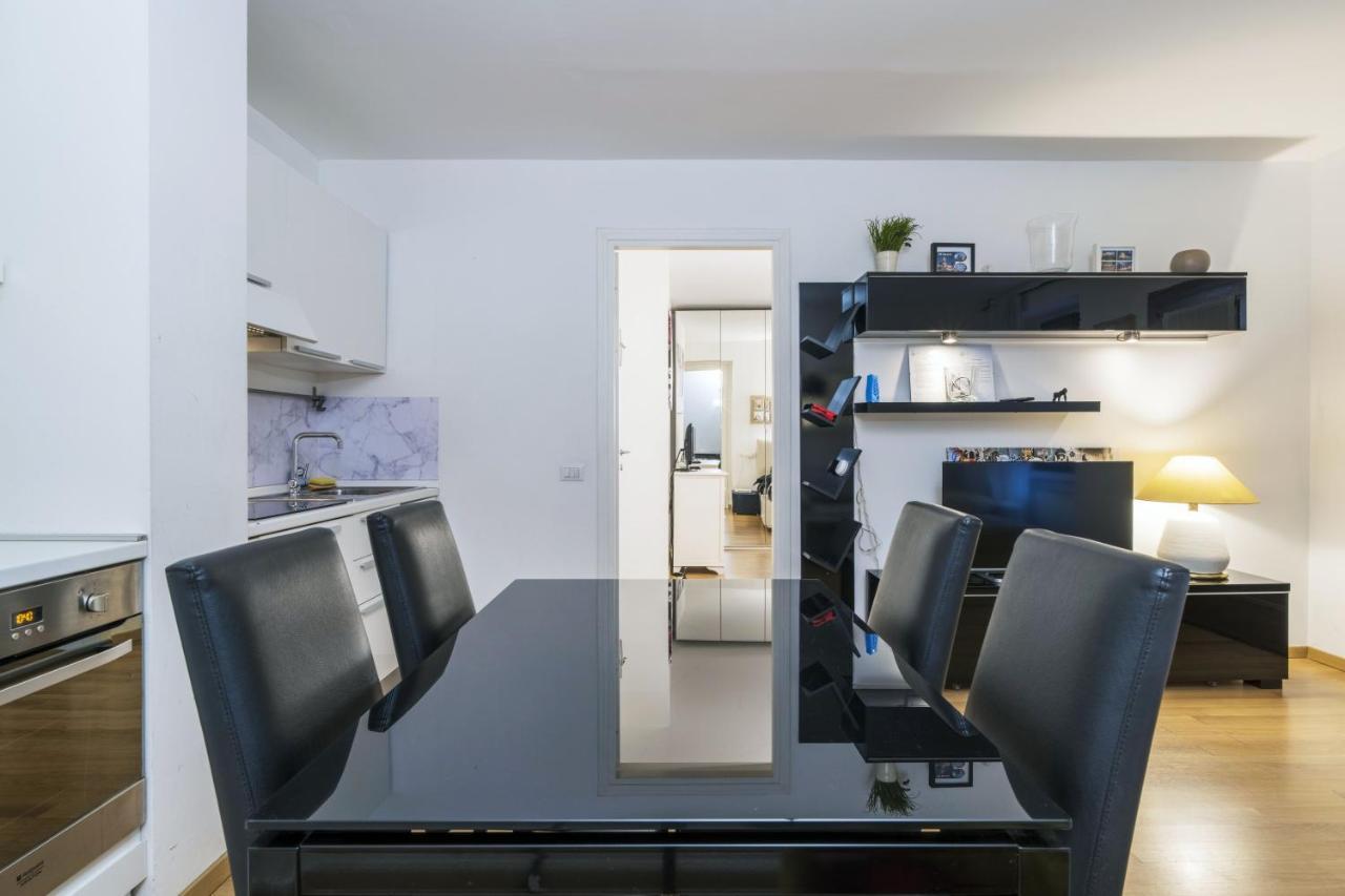Cozy & Comfy Apt In Navigli Area Milan Exterior photo